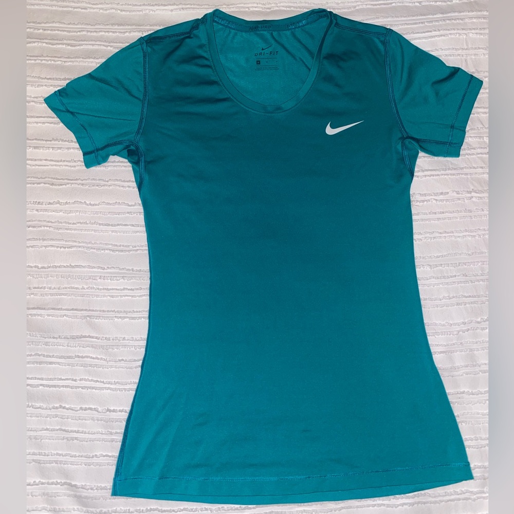 Women’s Nike Dri-Fit Fitted Pro Cool Running Shirt Size M Teal